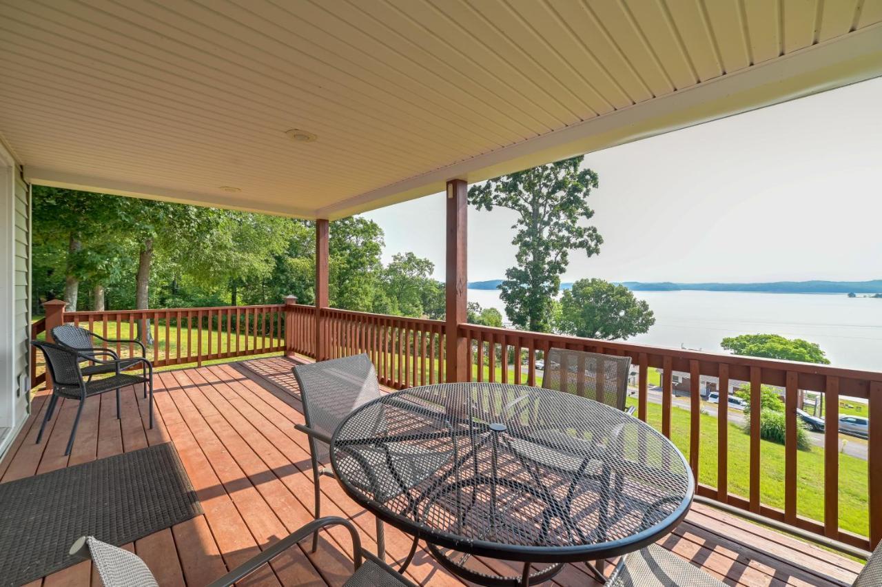 Kentucky Lake Getaway With Lookout Deck, Water View! New Concord Esterno foto