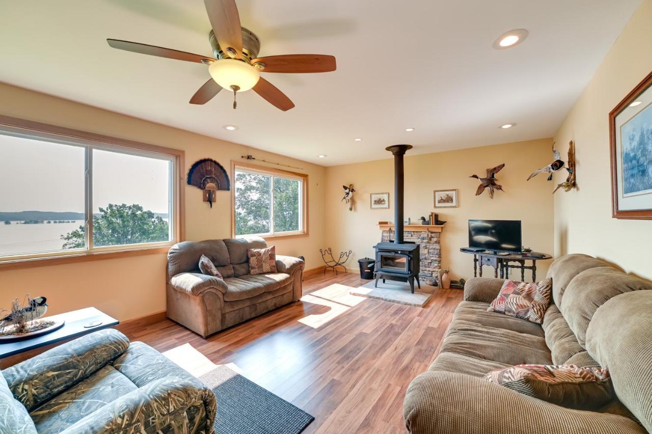 Kentucky Lake Getaway With Lookout Deck, Water View! New Concord Esterno foto
