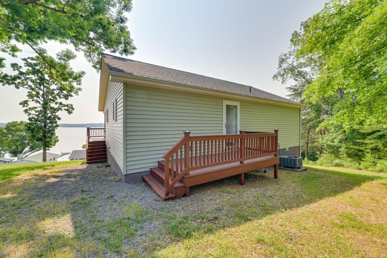 Kentucky Lake Getaway With Lookout Deck, Water View! New Concord Esterno foto